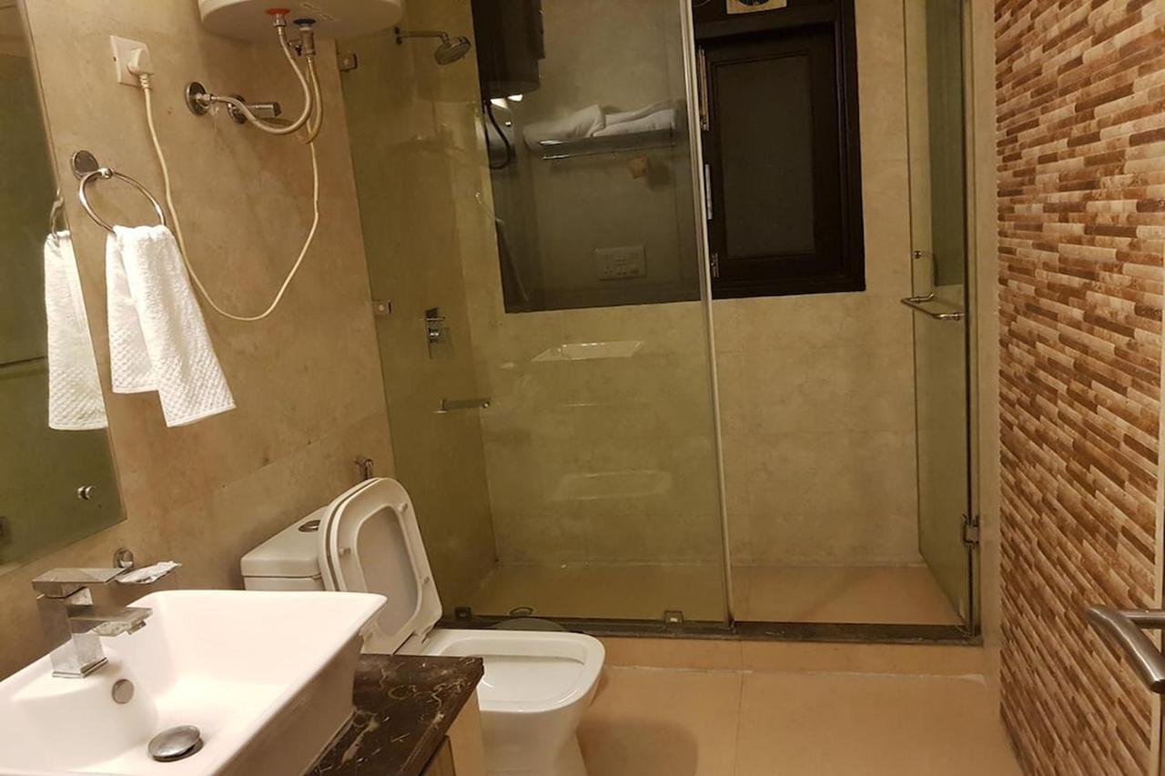 Greenleaf Apartment And Suites, Kalkaji Ню Делхи Екстериор снимка